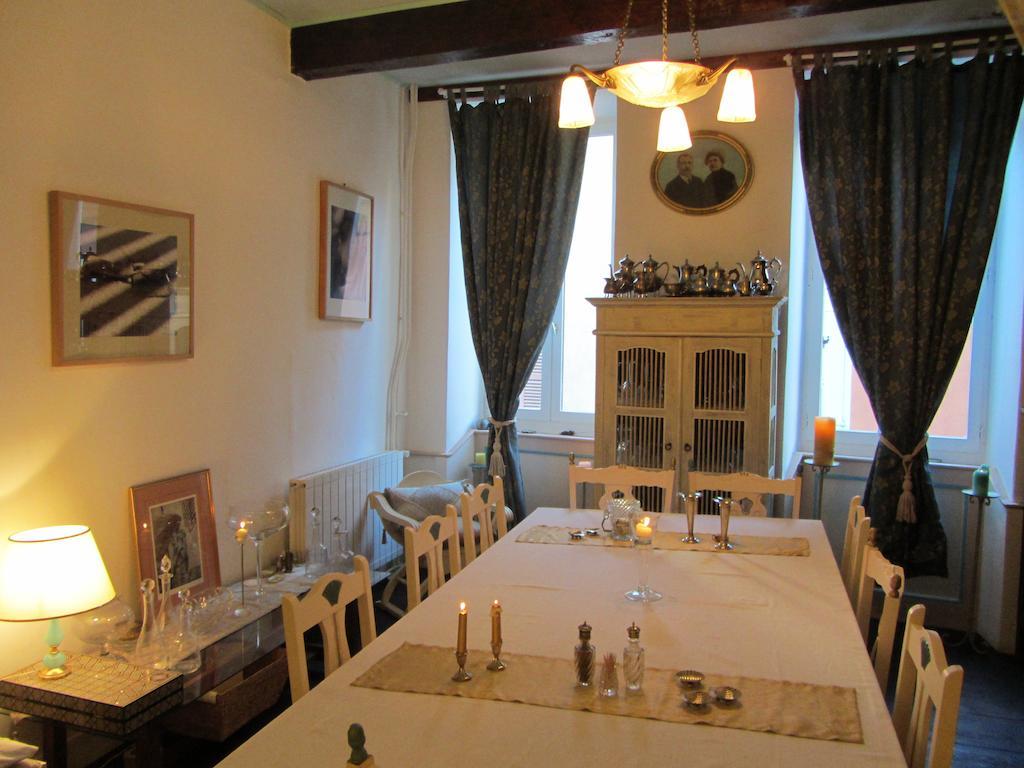 La Maison De Natasha Castillon-en-Couserans Buitenkant foto
