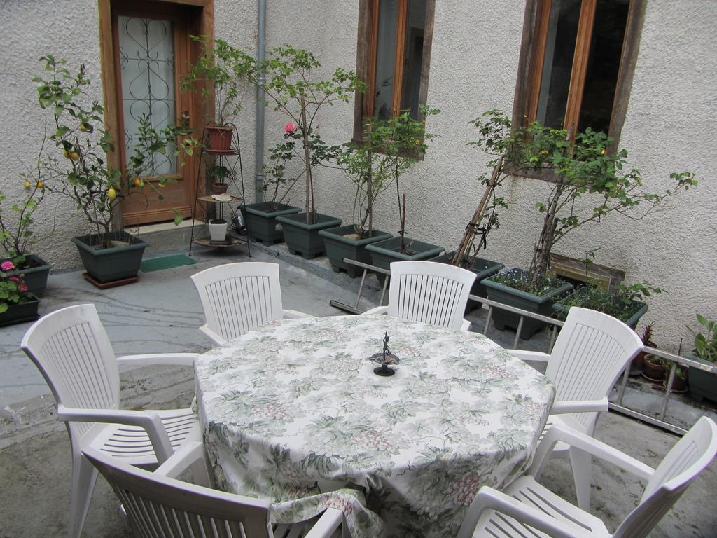 La Maison De Natasha Castillon-en-Couserans Buitenkant foto
